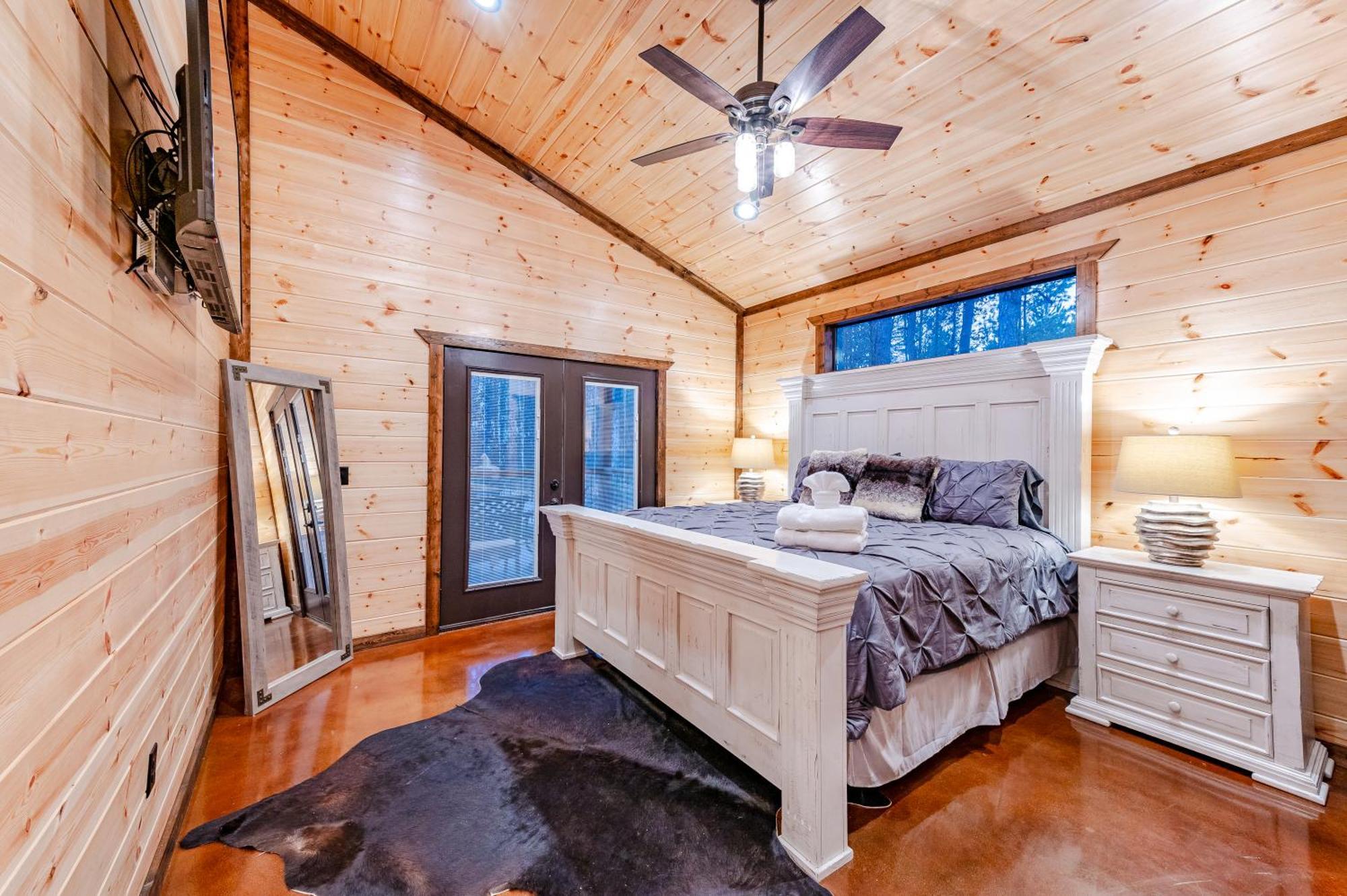 The Luxurious Blue Sky Lodge Is Epic! Broken Bow Eksteriør bilde