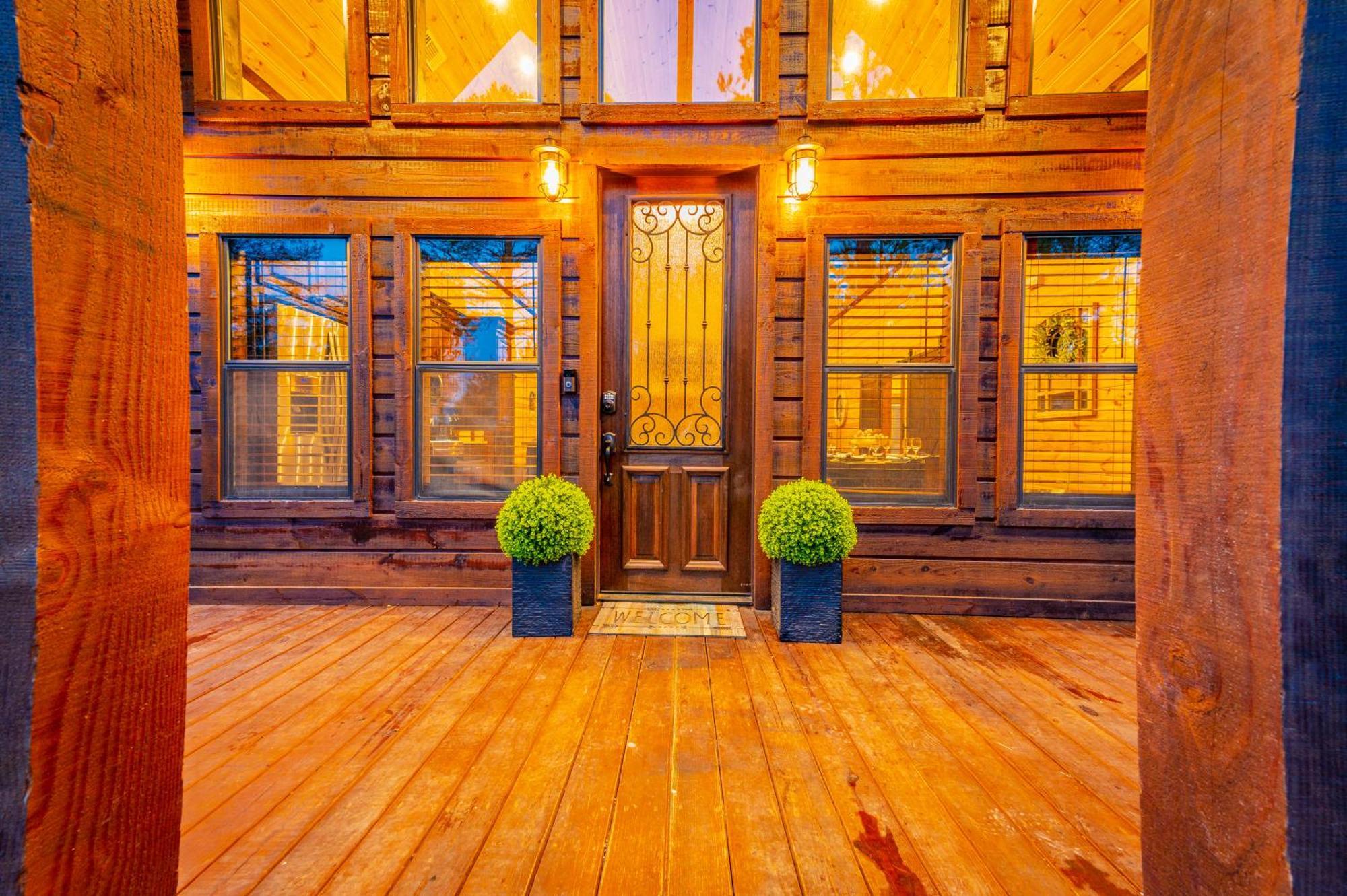 The Luxurious Blue Sky Lodge Is Epic! Broken Bow Eksteriør bilde
