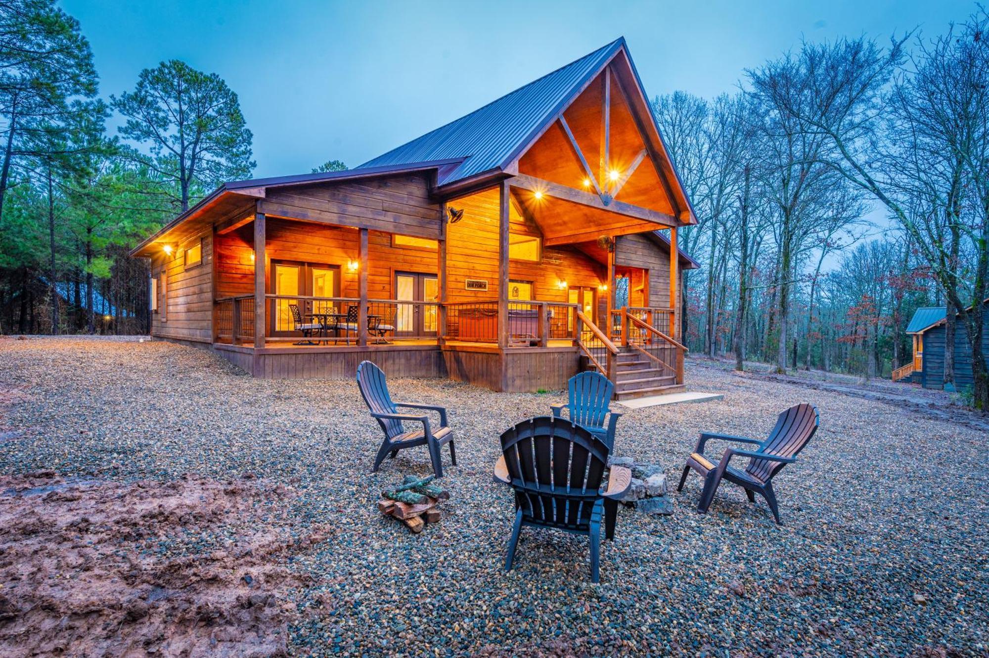 The Luxurious Blue Sky Lodge Is Epic! Broken Bow Eksteriør bilde