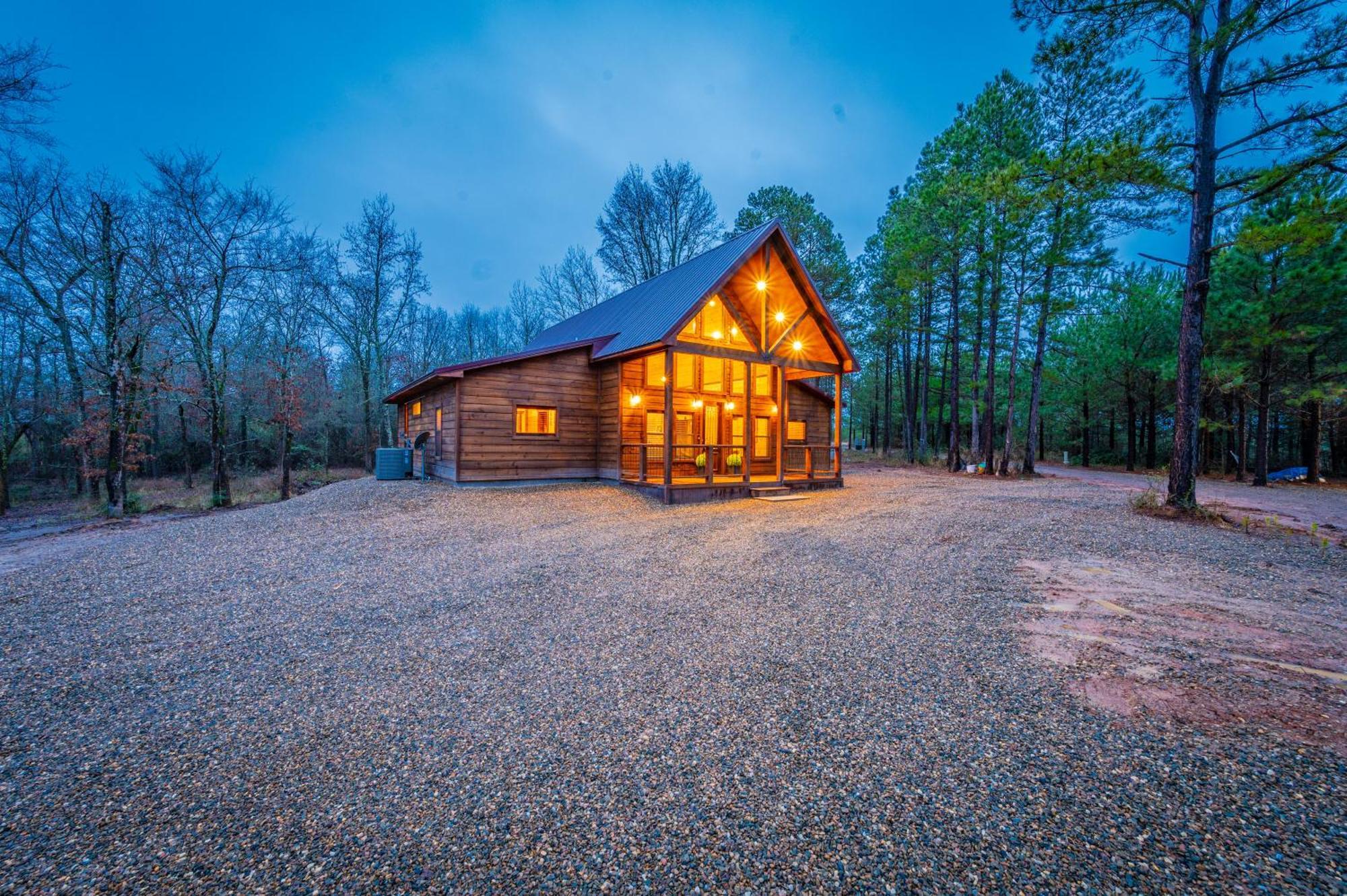 The Luxurious Blue Sky Lodge Is Epic! Broken Bow Eksteriør bilde