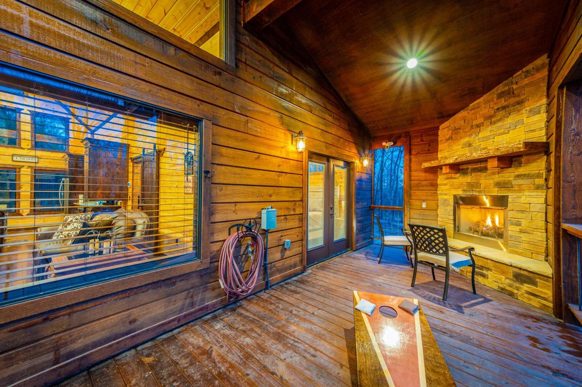 The Luxurious Blue Sky Lodge Is Epic! Broken Bow Eksteriør bilde