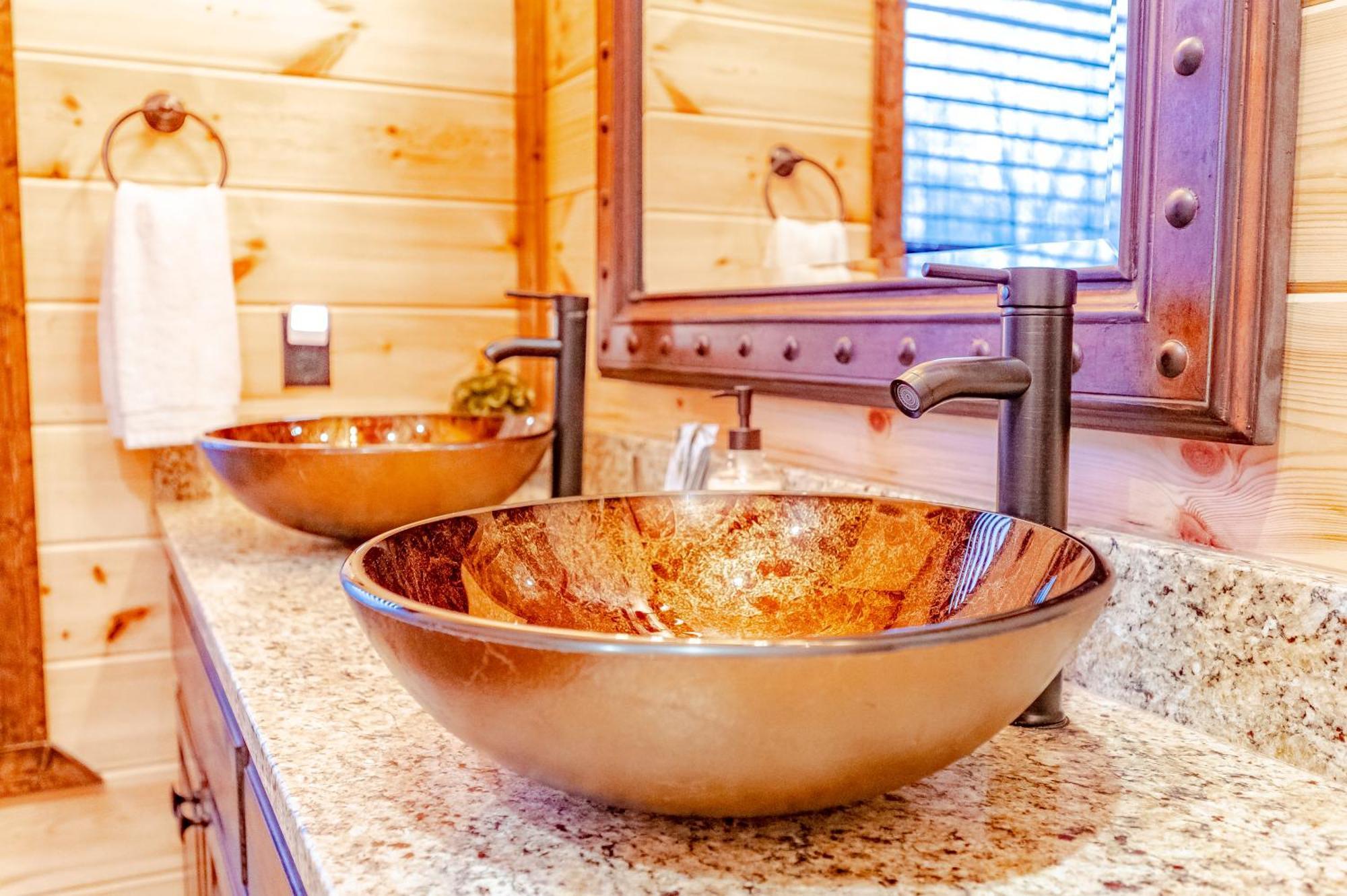 The Luxurious Blue Sky Lodge Is Epic! Broken Bow Eksteriør bilde
