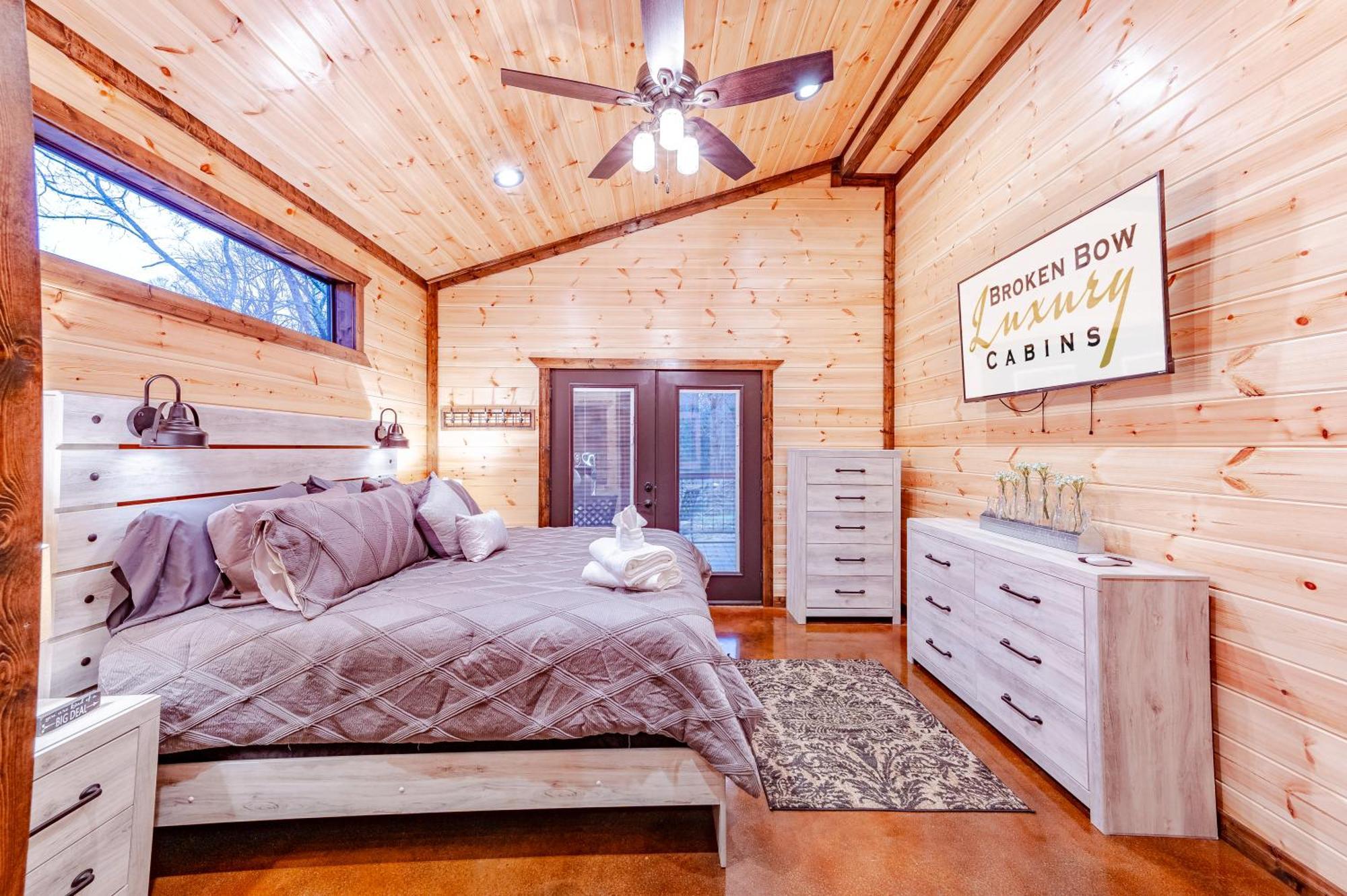 The Luxurious Blue Sky Lodge Is Epic! Broken Bow Eksteriør bilde